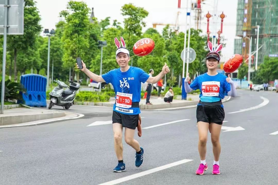 制造名城 幸福株洲丨战马2024湘江马拉松赛首站株洲开跑